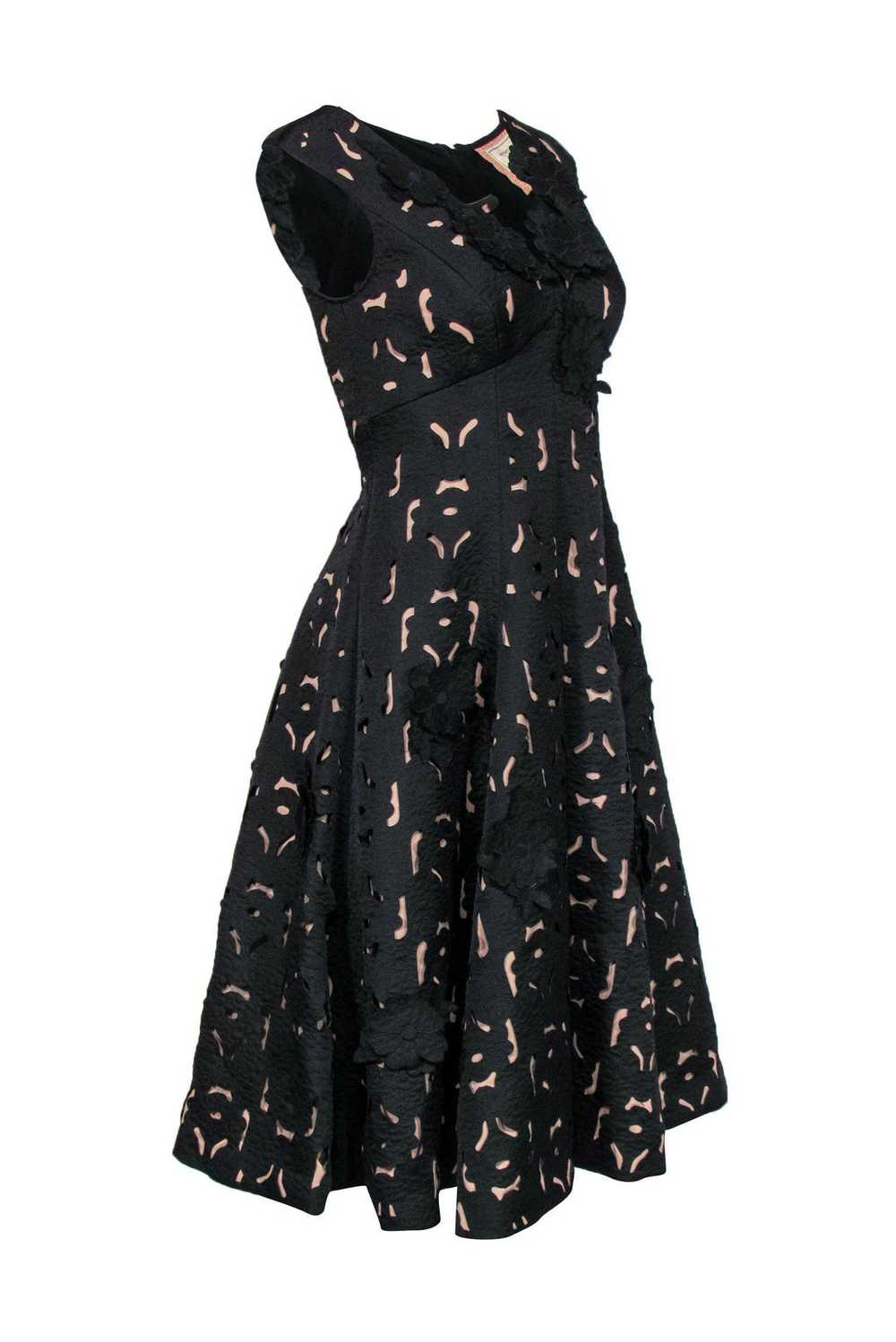 Moulinette Soeurs - Black Floral Applique Midi A-… - image 2