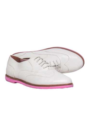 Pretty Ballerinas - Cream Lace-Up Oxfords w/ Pink 