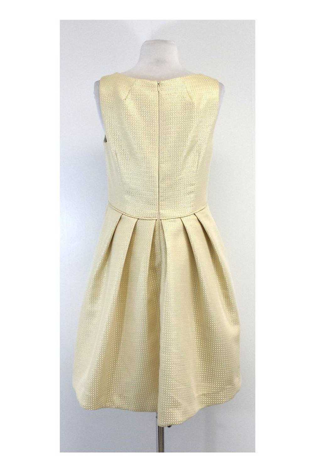 Shoshanna - Gold Textured Sleeveless Pleated Dres… - image 3