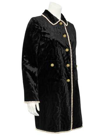 Louis Vuitton® VeLVet Trim Robe Jacket Black. Size 42 in 2023