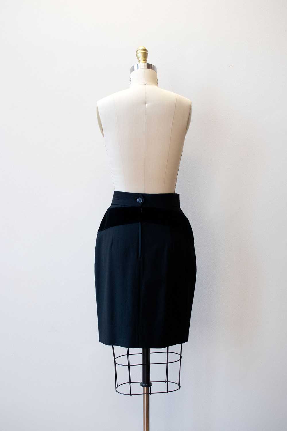 1990s ? Skirt | Moschino Cheap & Chic - image 3
