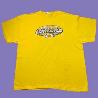 NBA Mens Los Angeles Lakers Kobe Bryant Hot Ticket Yellow Gold Short Sleeve  Basic Tee By Majestic Small Gold: Buy Online at Best Price in UAE 
