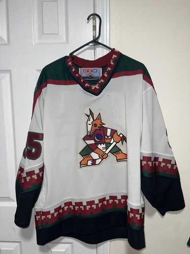 Keith Yandle #3 Phoenix Coyotes Reebok CCM Hockey Jersey Red - Size XL
