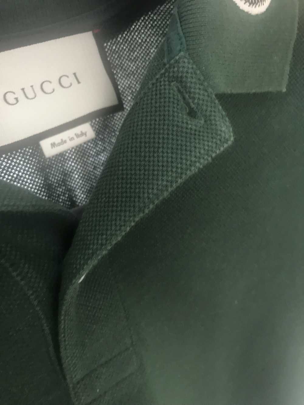 Gucci Gucci green snakes embroidered polo - image 3