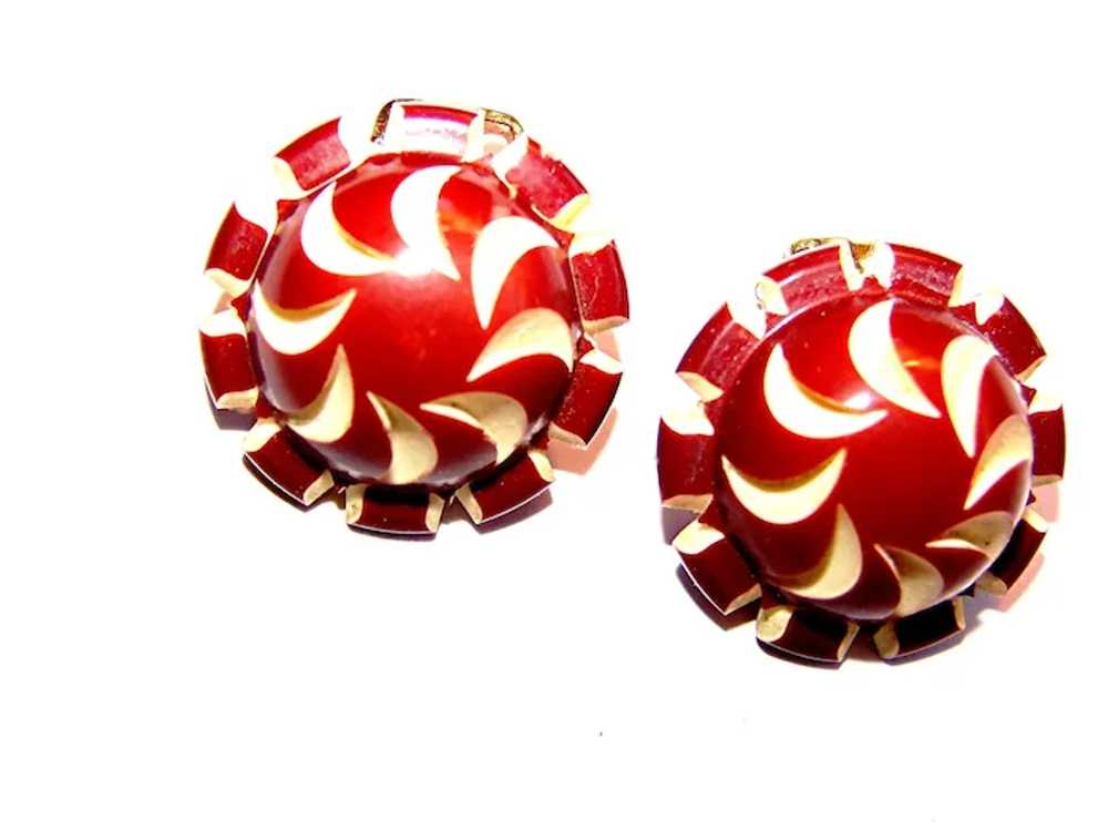 Fascinating CRANBERRY and CREAM Button Style CELL… - image 4