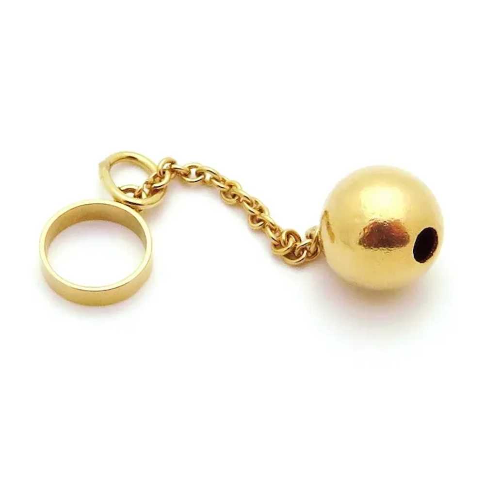 Vintage 14K Gold 3D Ball and Chain with Shackle C… - image 7