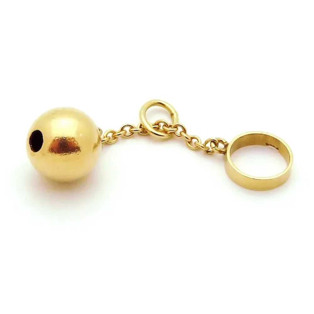 Vintage 14K Gold 3D Ball and Chain with Shackle C… - image 8