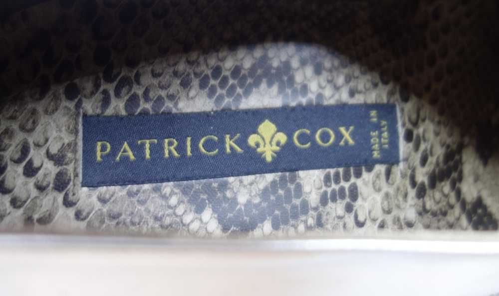 Patrick Cox Pointy silver shoes - image 4
