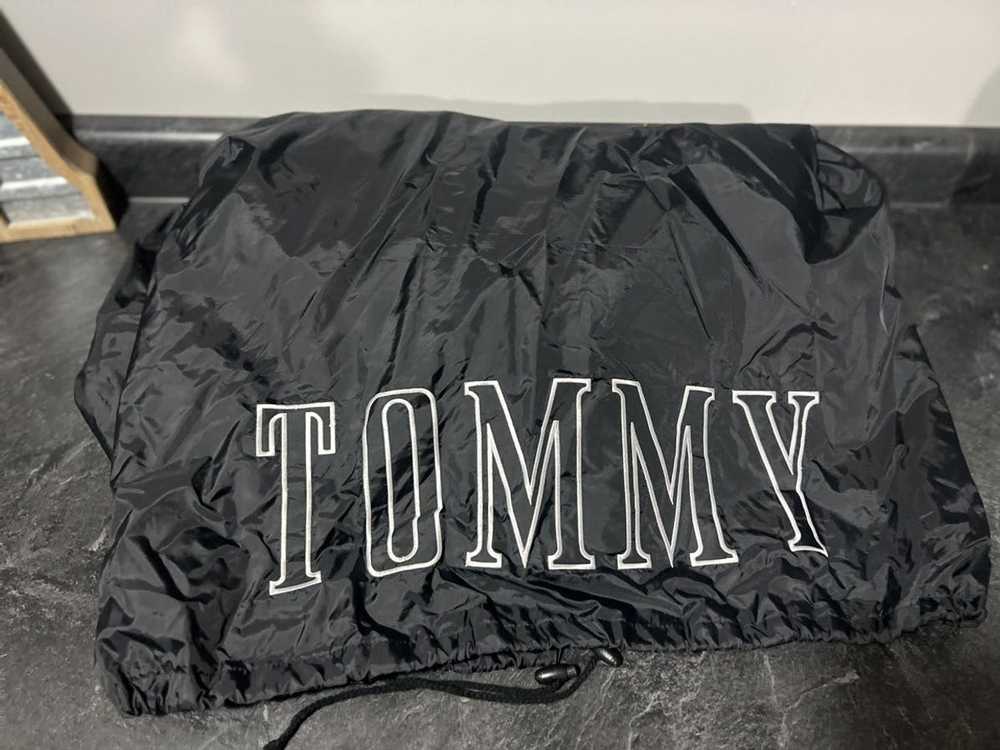 Tommy Hilfiger Vintage tommy windbreaker - image 2