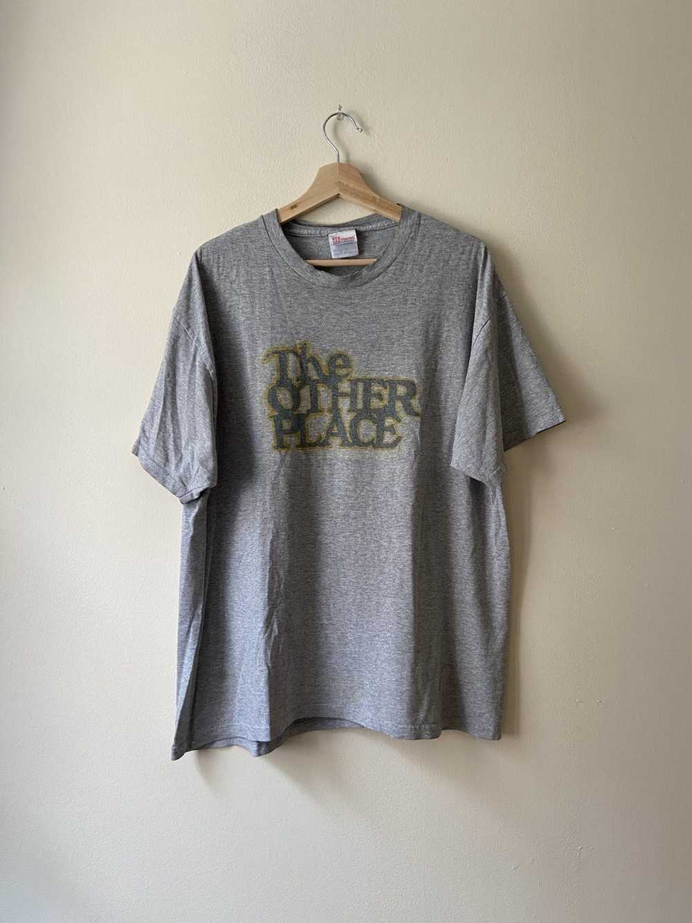 Hanes × Vintage Vintage The Other Place art TV mo… - image 1