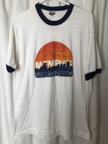 Hanes Tee: Vintage 80’s memphis tourist shirt xl u