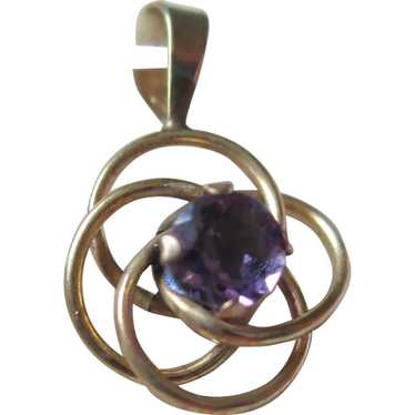 10Kt Yellow Gold Amethyst Pendent