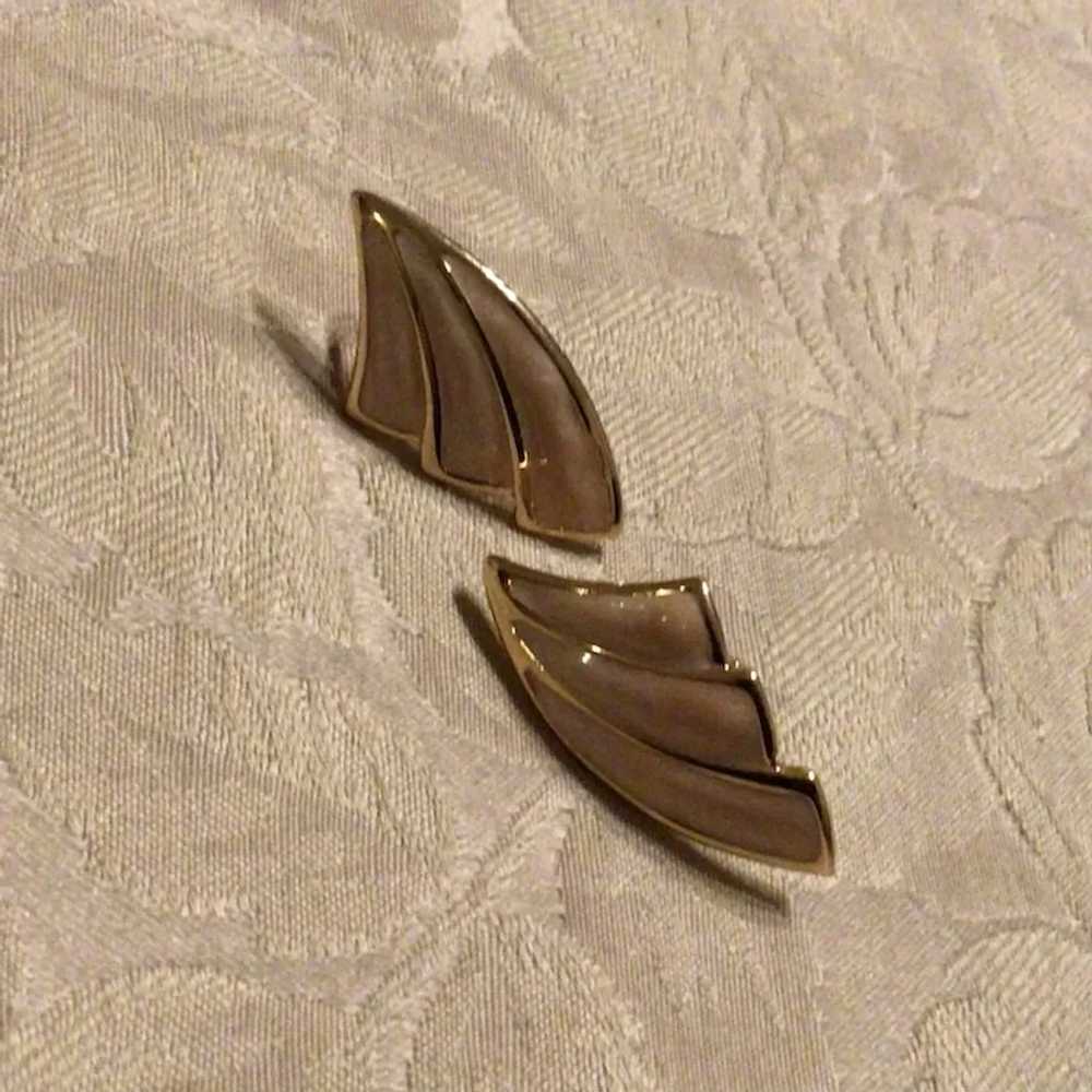 Napier Gold Tone Enameled Clip Earrings - image 3