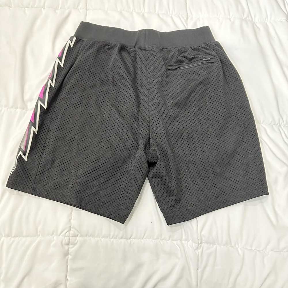 Supreme 2018 Supreme Bolt Shorts - image 2