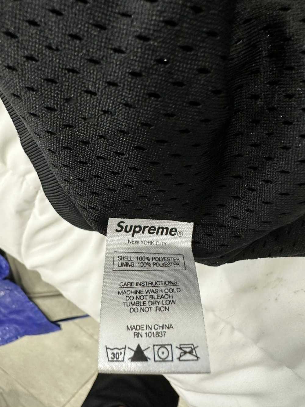 Supreme 2018 Supreme Bolt Shorts - image 3