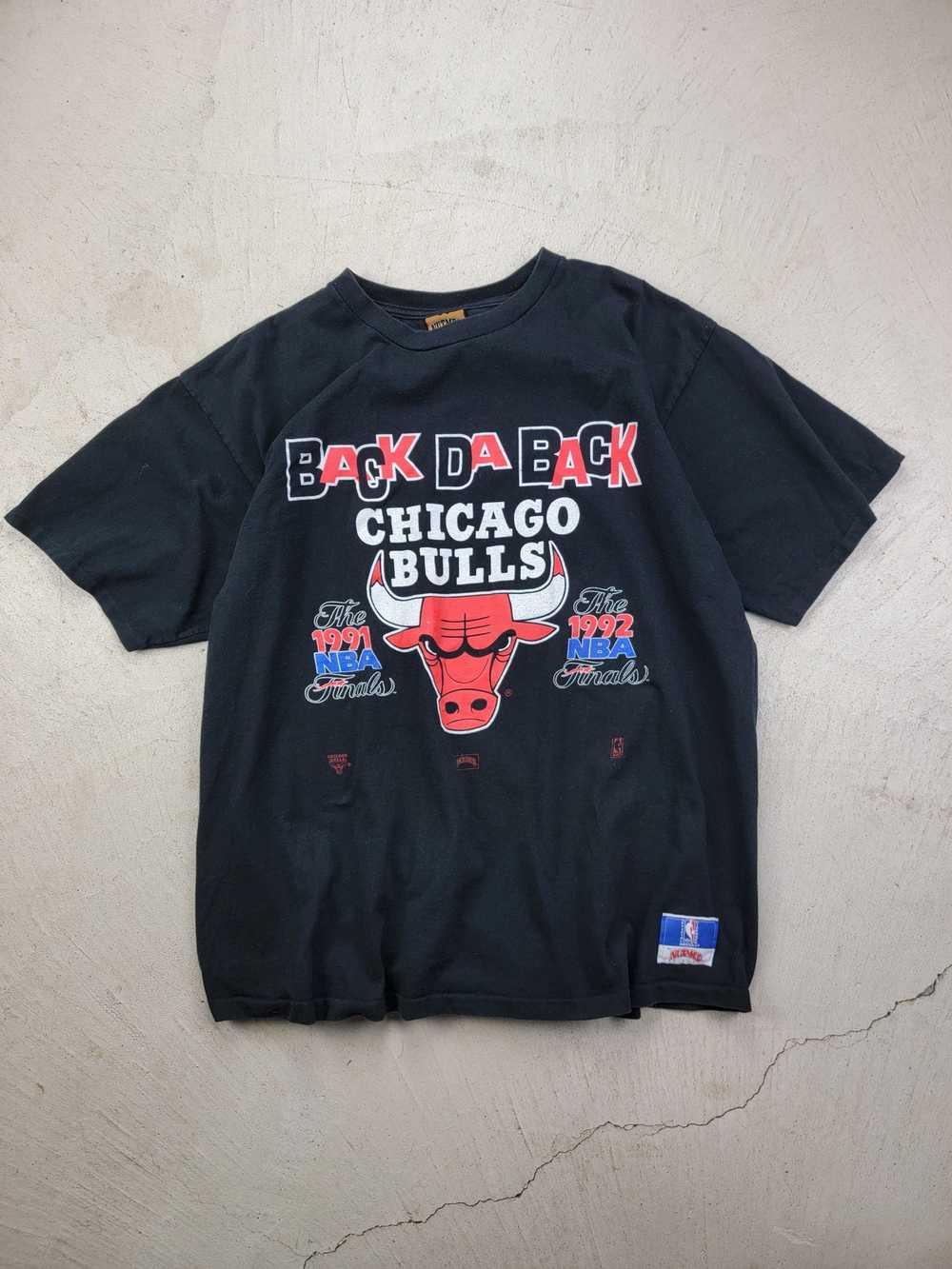 Chicago Bulls × Nutmeg Mills × Vintage Vintage 90… - image 1