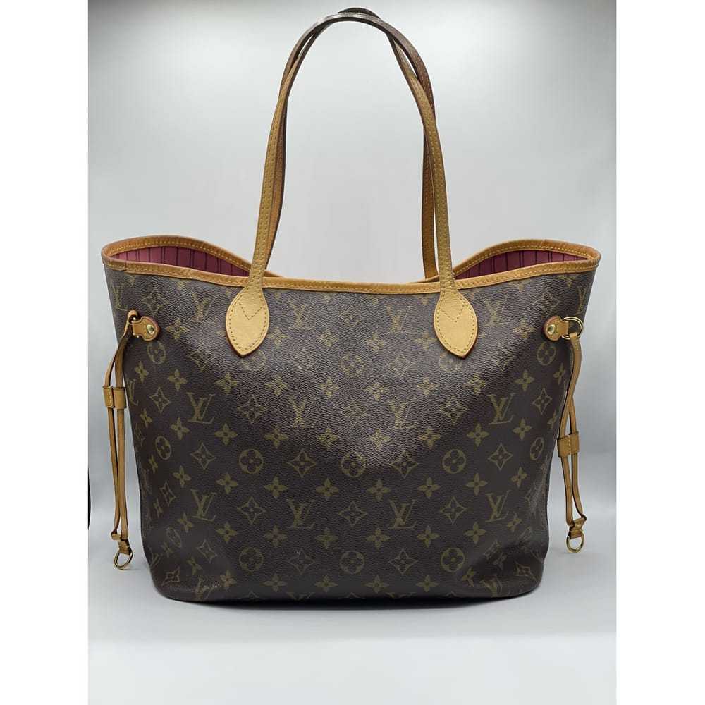 Louis Vuitton Neverfull leather tote - image 3
