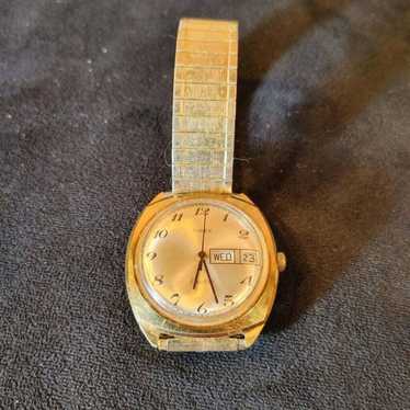 Timex Timex Electra! Vintage Day Date Wristwatch B