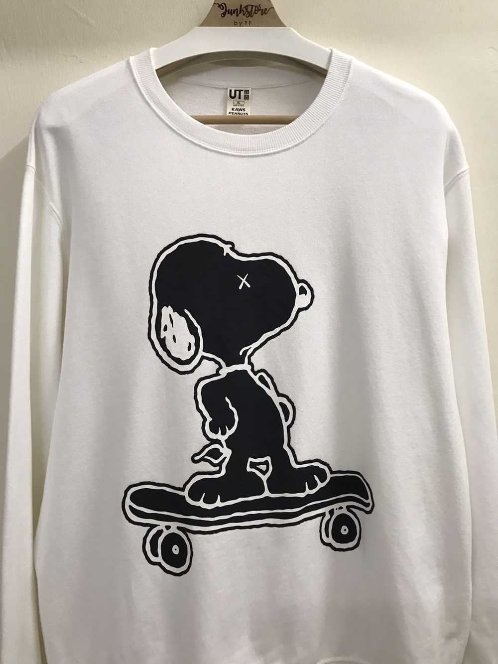 Japanese Brand × Kaws × Streetwear Kaws Sweatshir… - image 2