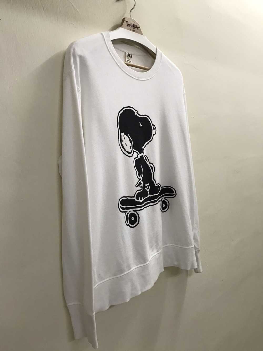 Japanese Brand × Kaws × Streetwear Kaws Sweatshir… - image 3