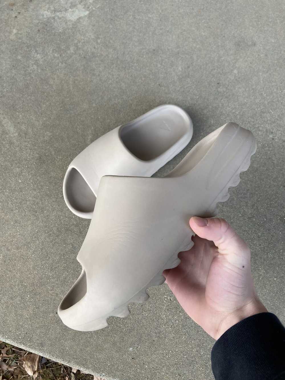 Adidas × Kanye West Yeezy Slide Pure Size 9 - image 1