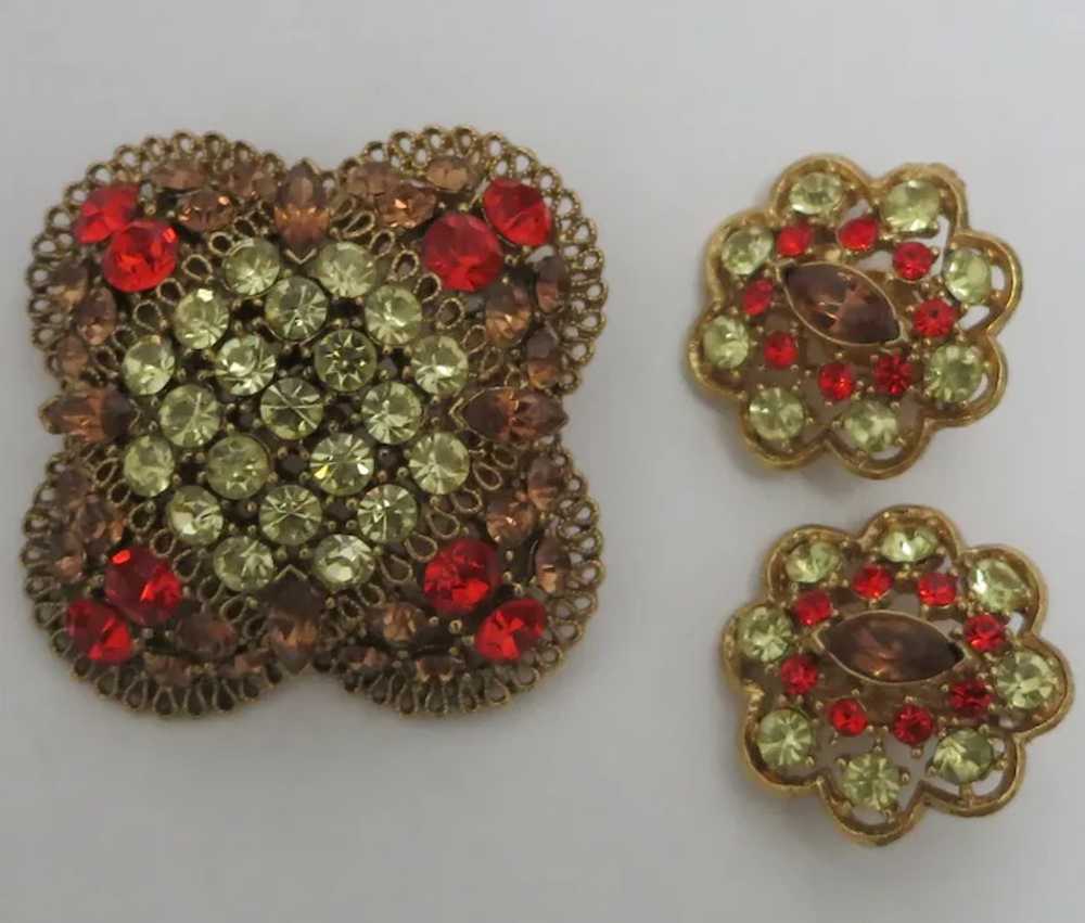 Beautiful Domed Rhinestone Brooch & Earrings unsi… - image 3