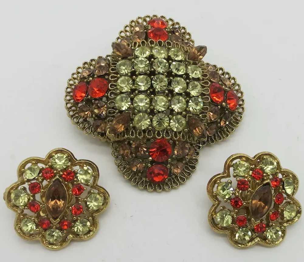 Beautiful Domed Rhinestone Brooch & Earrings unsi… - image 4