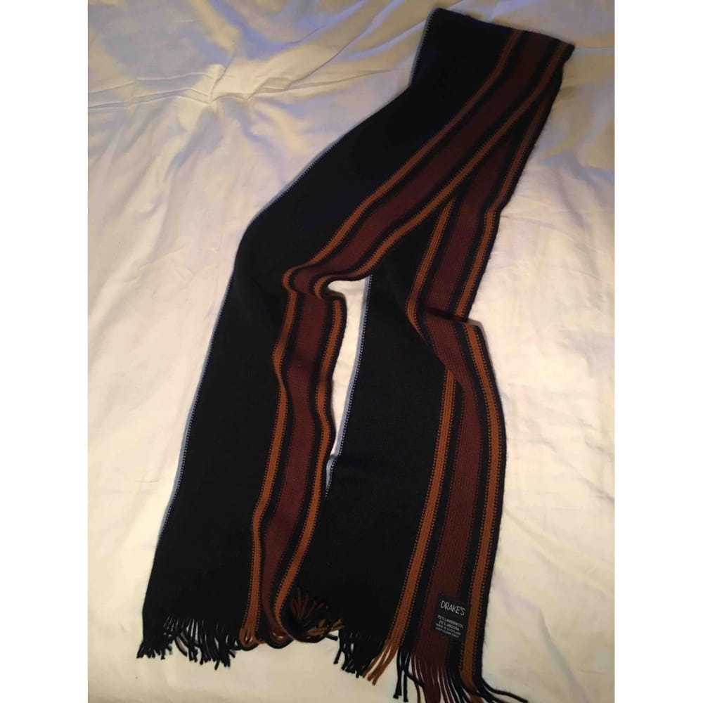 Drake's Wool scarf & pocket square - image 2