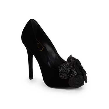 Roger Vivier Velvet heels