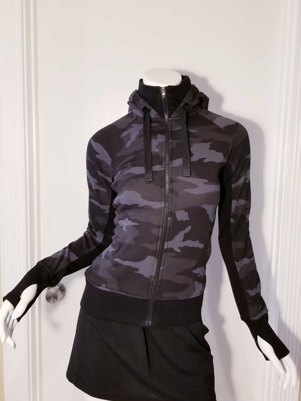Athleta camouflage hooded full zipper - image 3