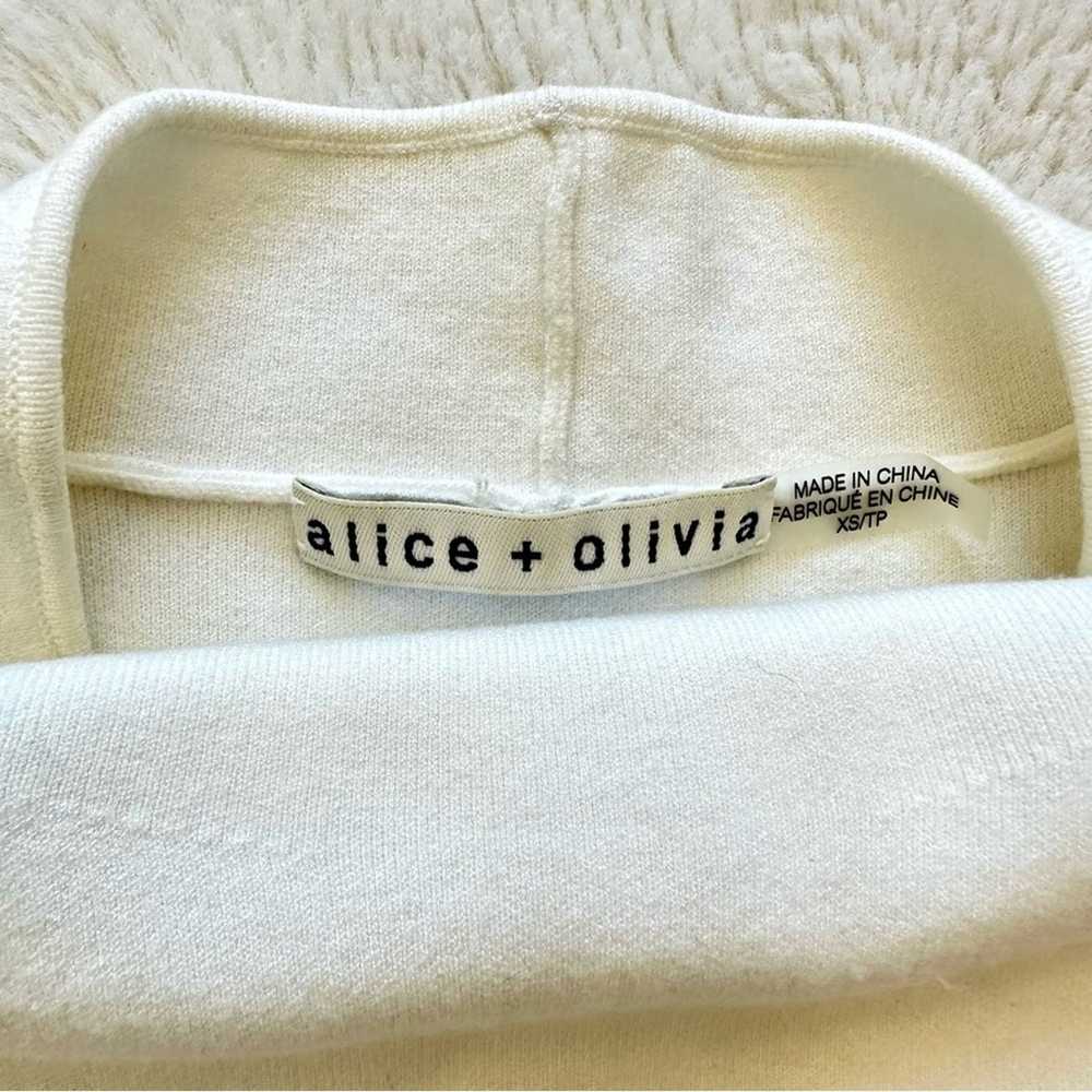 Alice + Olivia Alice and Olivia women top size XS - image 4