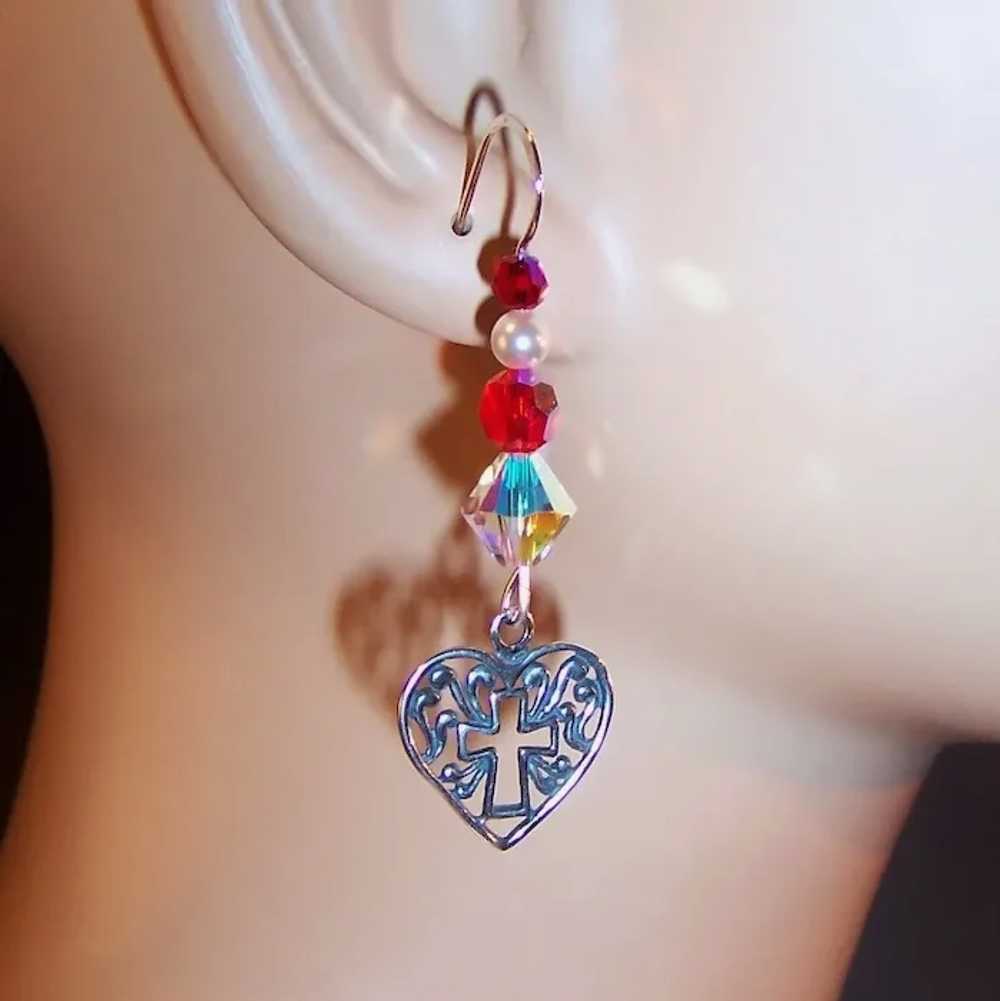 関送込 OHTNYC HEART EARRINGS WITH SWAROVSKI CRYSTAL Swarovski 'Una' Heart Swan Pink Crystal Clip On Earrings 5631171