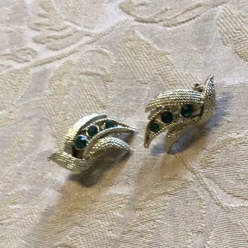 Silver Tone Green Rhinestone Clip Earrings - image 3