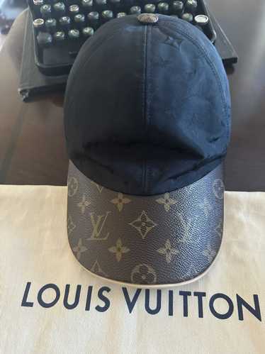 Louis Vuitton LOUIS VUITTON OU PAS CAP HAT SNAP
