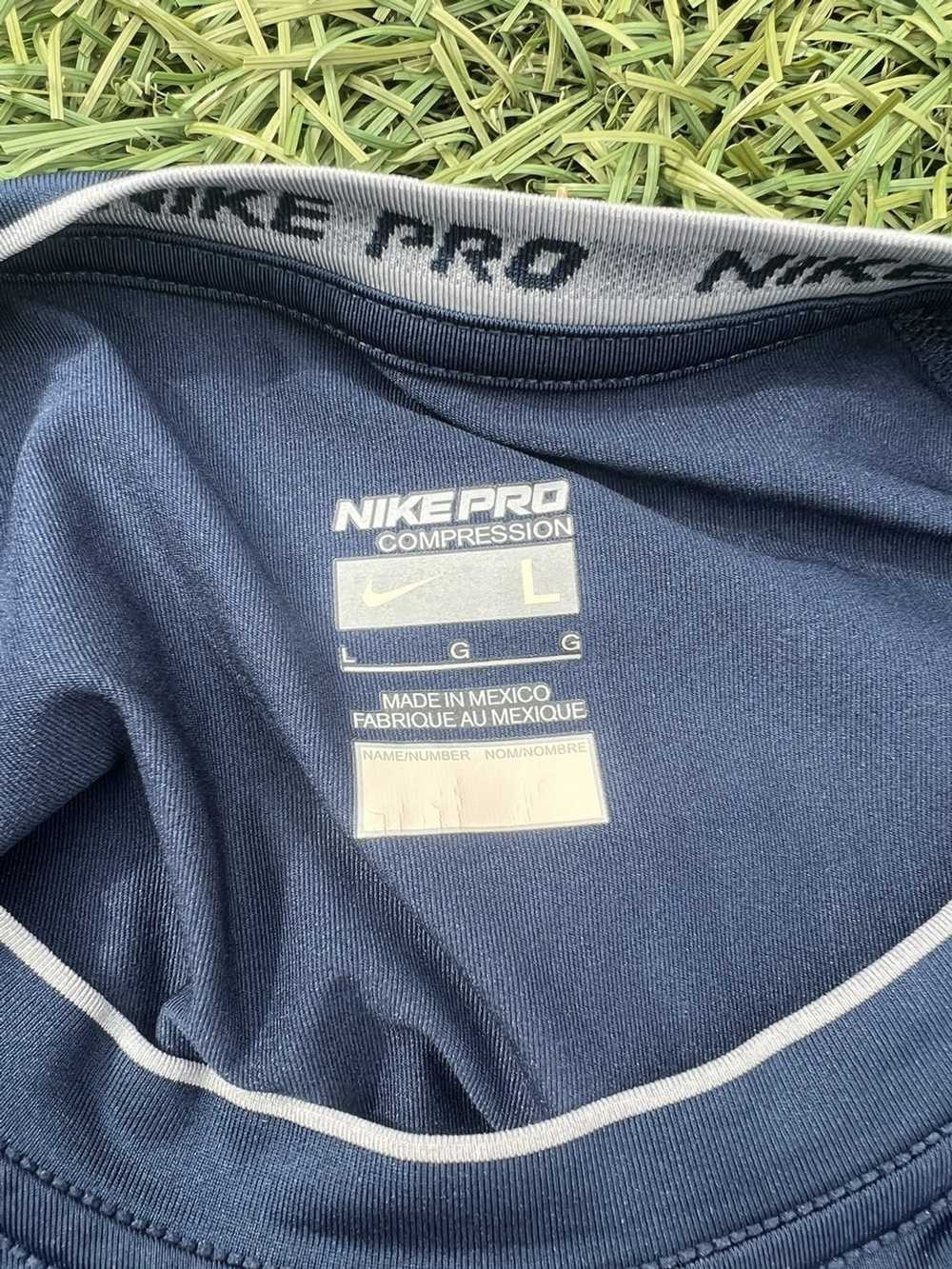 Nike Nike Pro Short sleeve active shirt - image 3