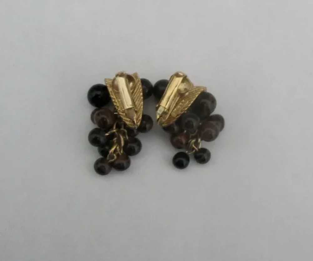Signed Boucher Tiger's Eye Grape Cluster Earrings - image 2
