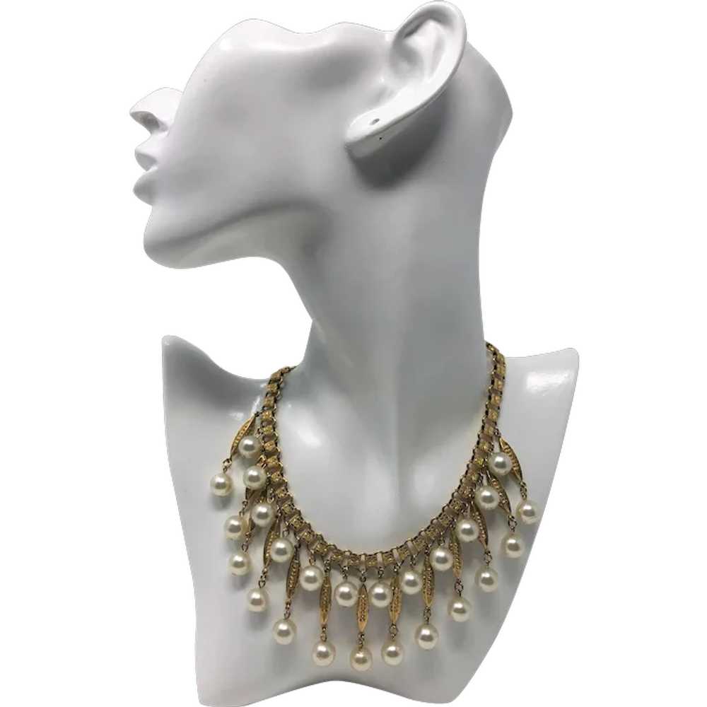 Beautiful Coro 60's Faux Pearl Necklace - image 1