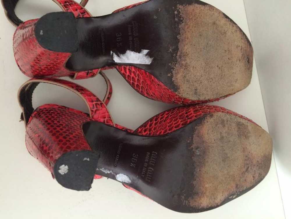 Miu Miu MIU MIU Red and Black Python Peep-Toe Hig… - image 5