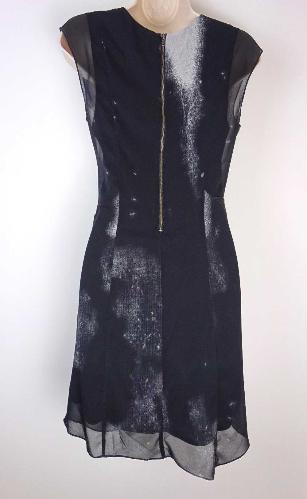 Helmut Lang Helmut Lang Printed stretch-silk dress - image 10