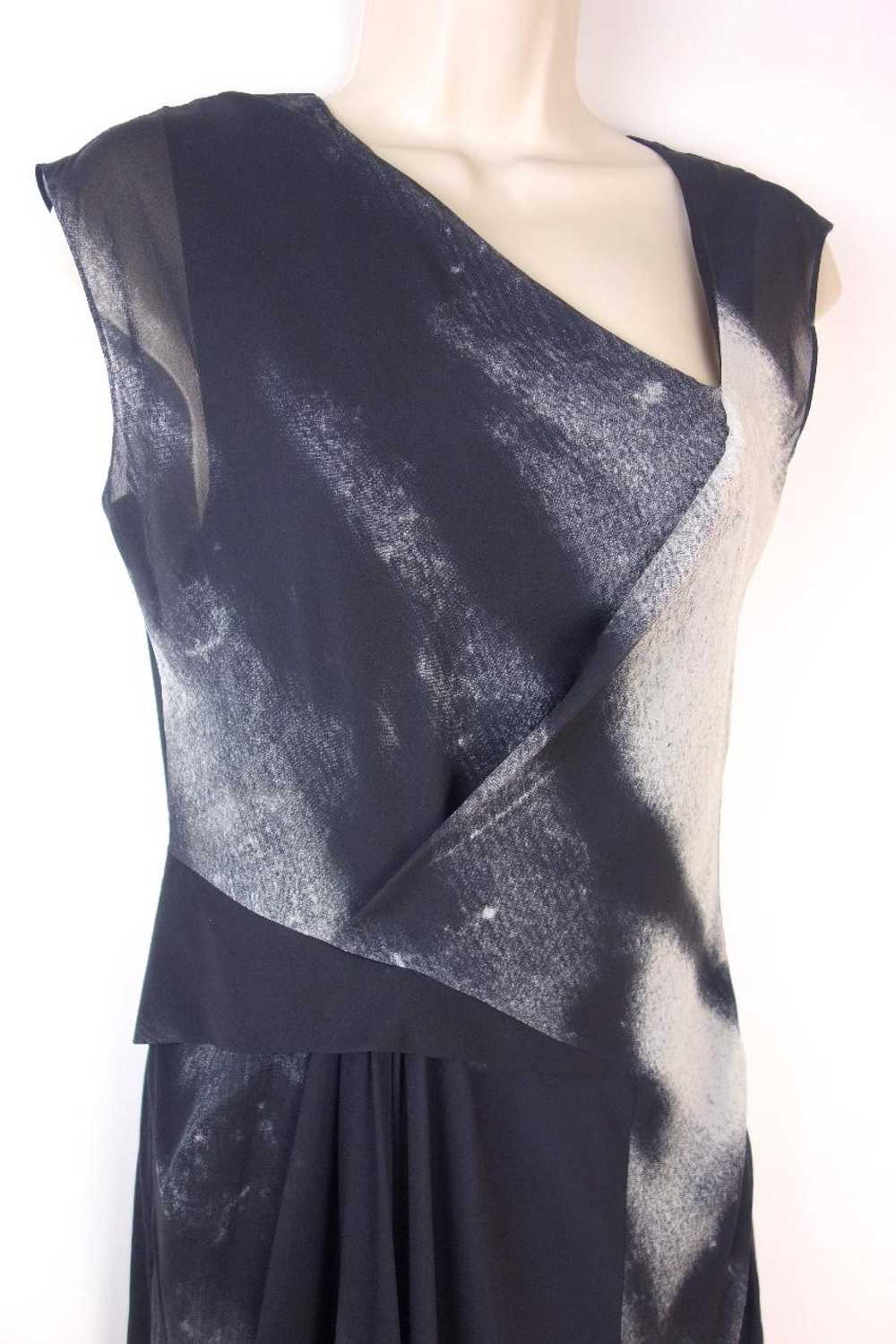 Helmut Lang Helmut Lang Printed stretch-silk dress - image 8