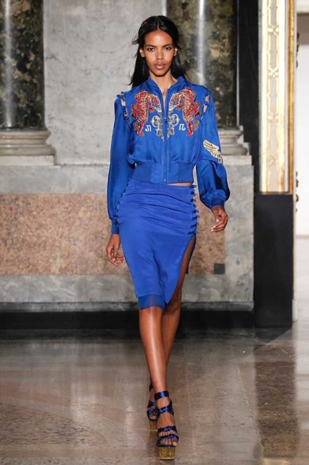 Product Details Emilio Pucci Embroidered Dragon S… - image 2