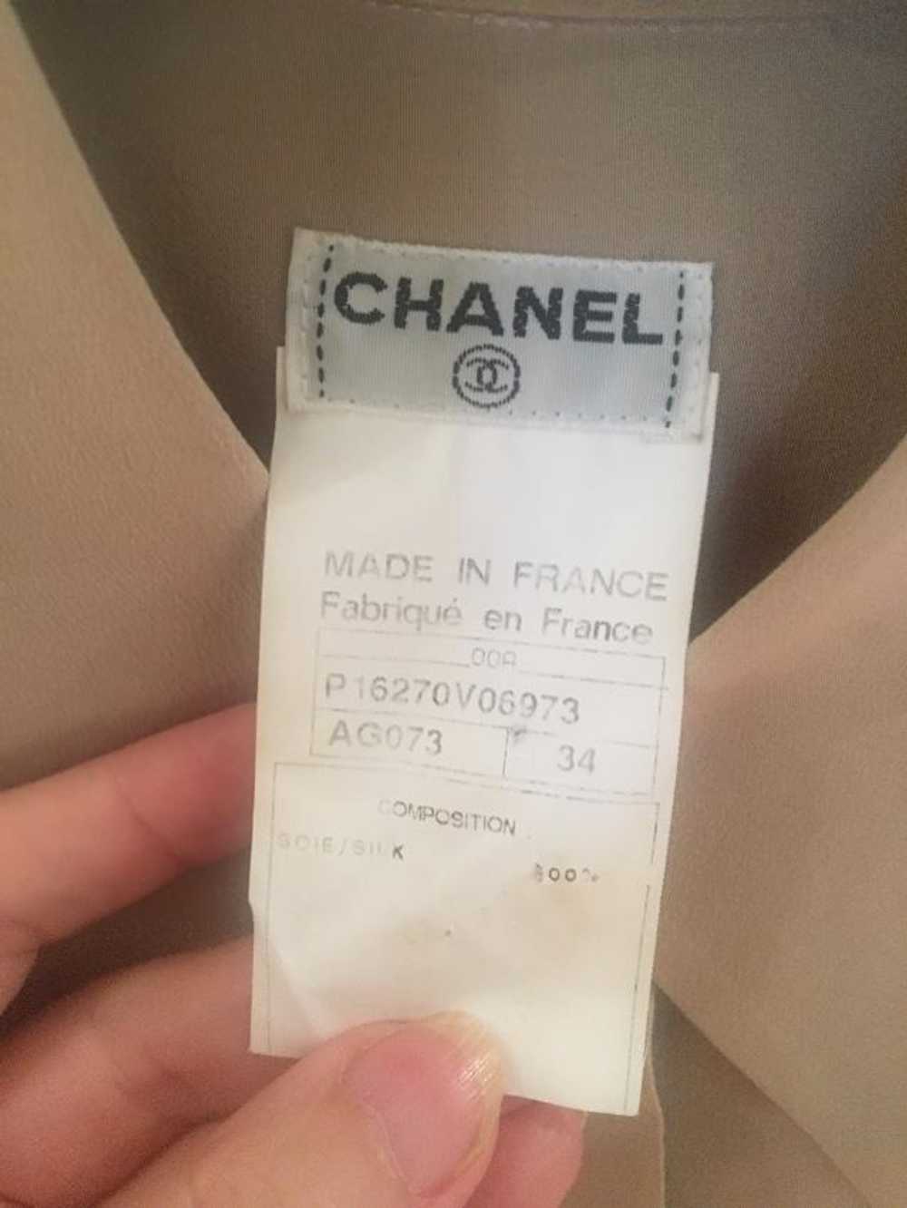 Chanel Chanel beige silk sleeveless top - image 2