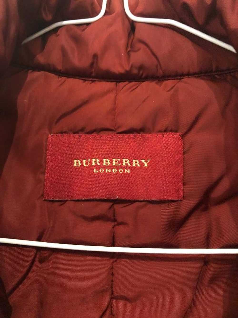 Burberry Burberry burgundy lightweight puffer gil… - image 4