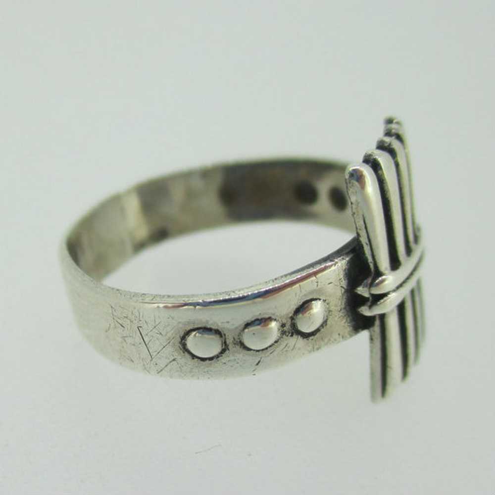 Sterling Silver Camp Fire Girls Ring Size 3.5 - image 6