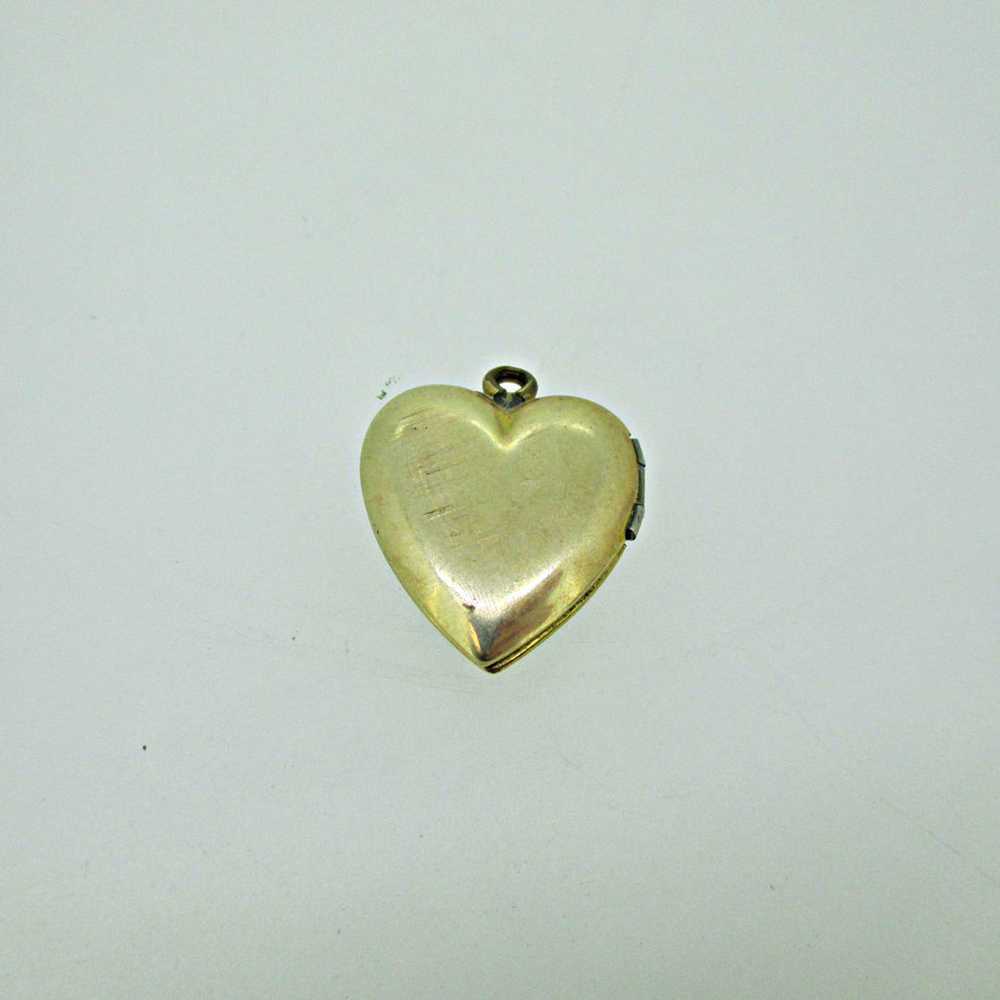 Gold Filled Gold Toned Heart Photo Locket Relaxed… - image 2