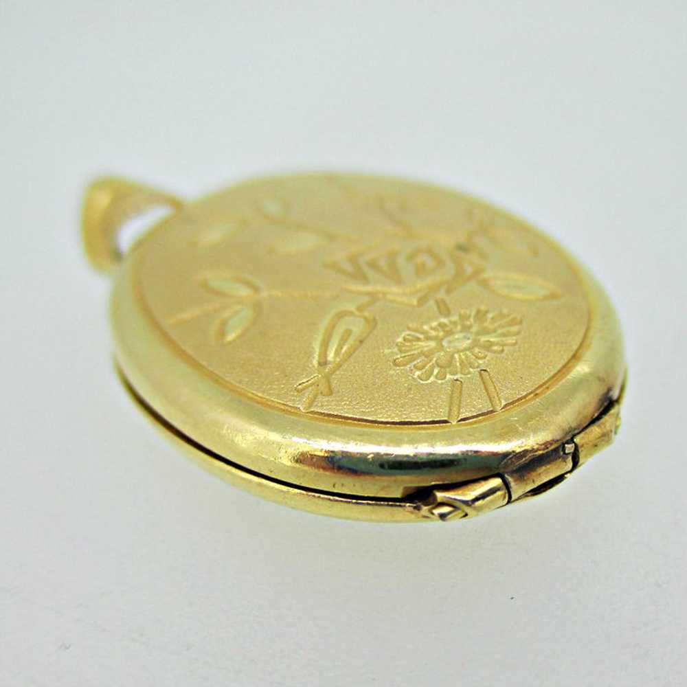 Gold Filled Gold Toned Oval Photo Locket Rose wit… - image 3