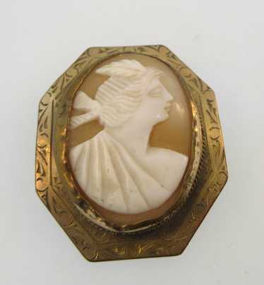 Vintage Gold Filled Octagon Conch Shell Cameo Bro… - image 1