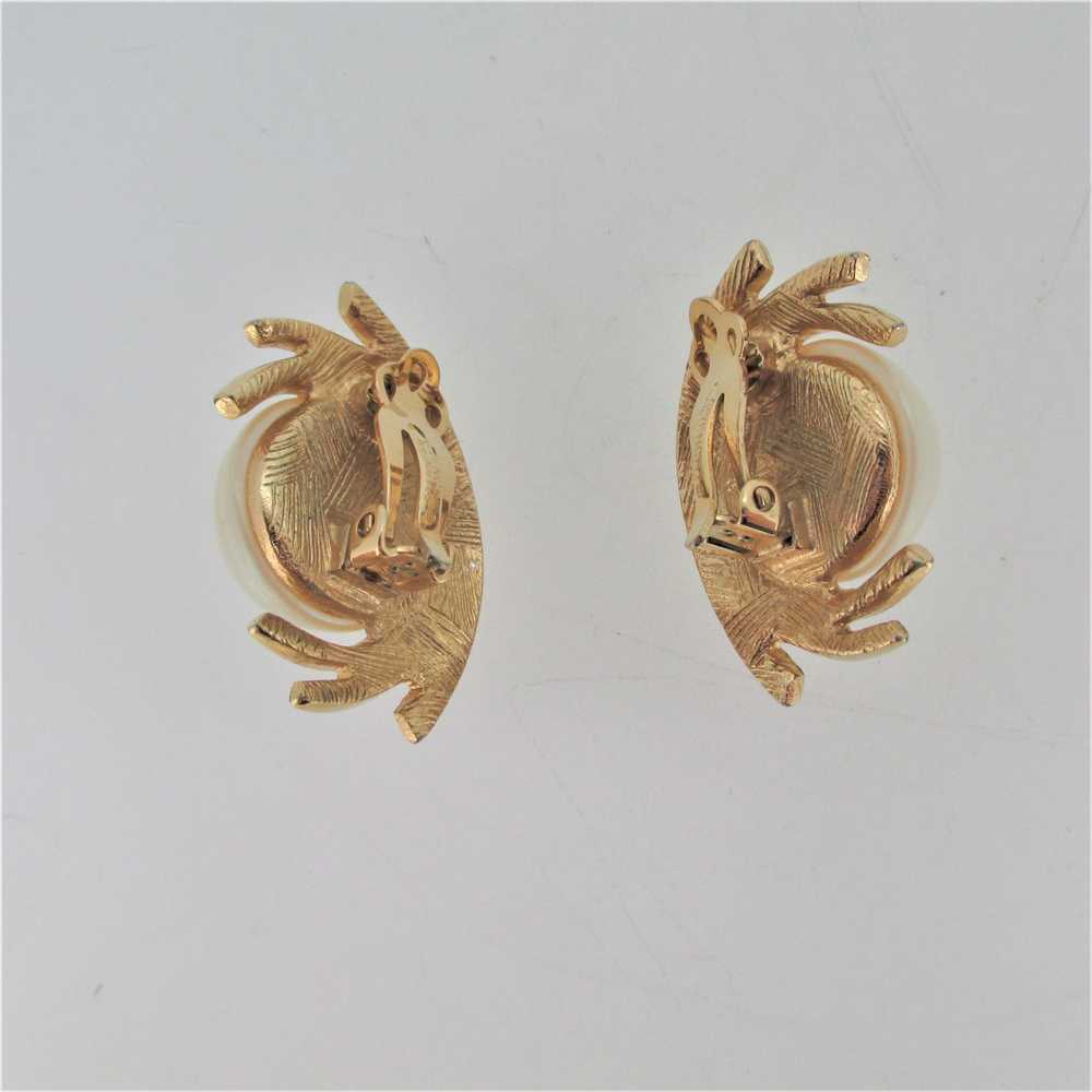 Givenchy Gold Tone Wrapped Faux Pearl Clip on Ear… - image 7