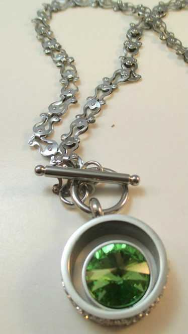 316 L Stainless Steel Chain with Green Stone Penda