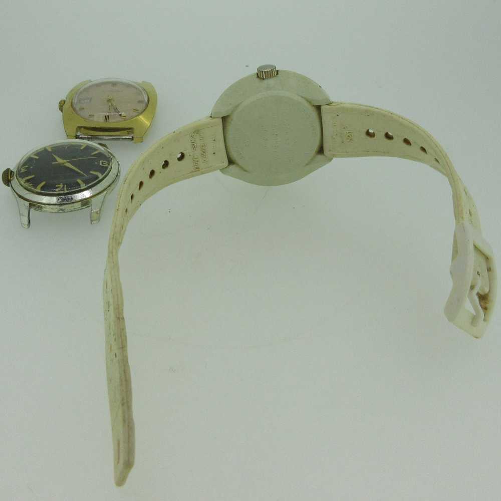 Lot of 4 Vintage Timex Lucerne Hamilton Helbros M… - image 3